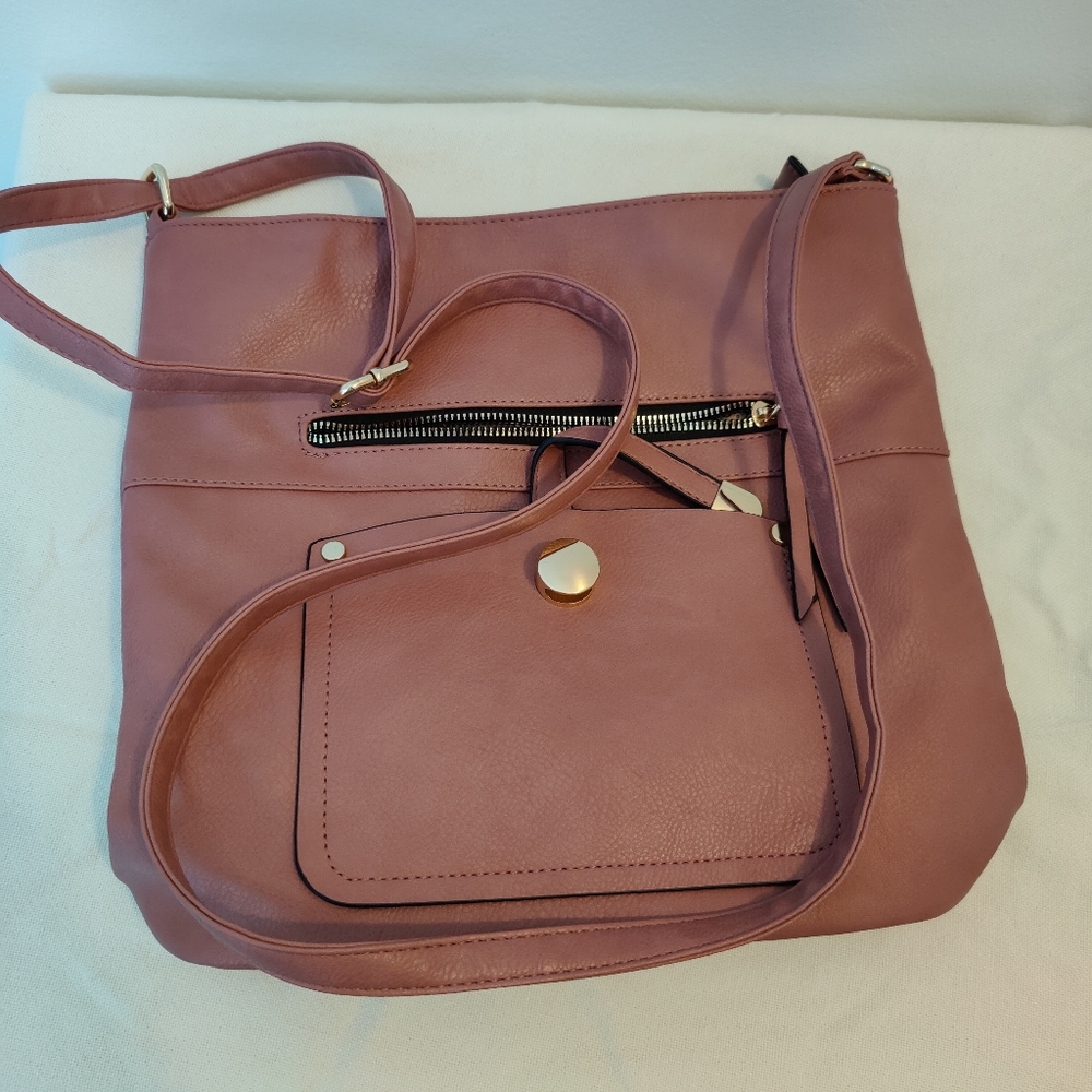 Crossbody pink purse no name brand